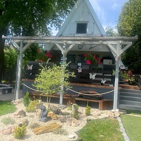 Villa Icuka Vendeghaza Kiskunlacháza Exterior foto